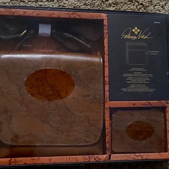 Patricia Nash Granada 2 Pc Box Set NWOT - Picture 2 of 16